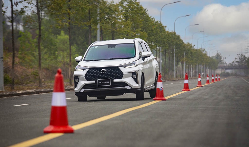 Toyota Veloz Cross : An toàn,bền bỉ,tin tưởng lựa chọn